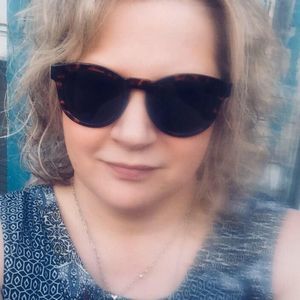 Meet your Posher, Katrina